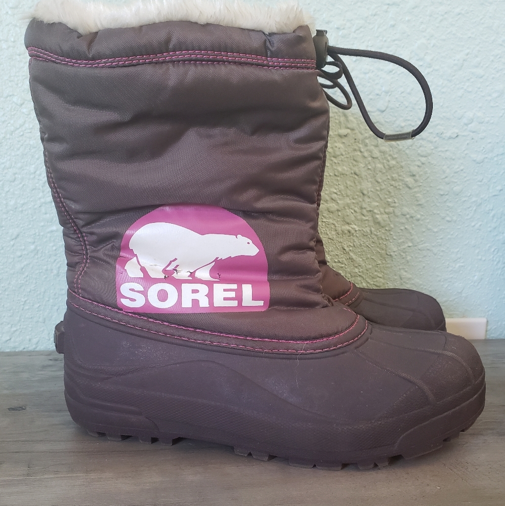 SOREL WATERPROOF SNOW BOOTS